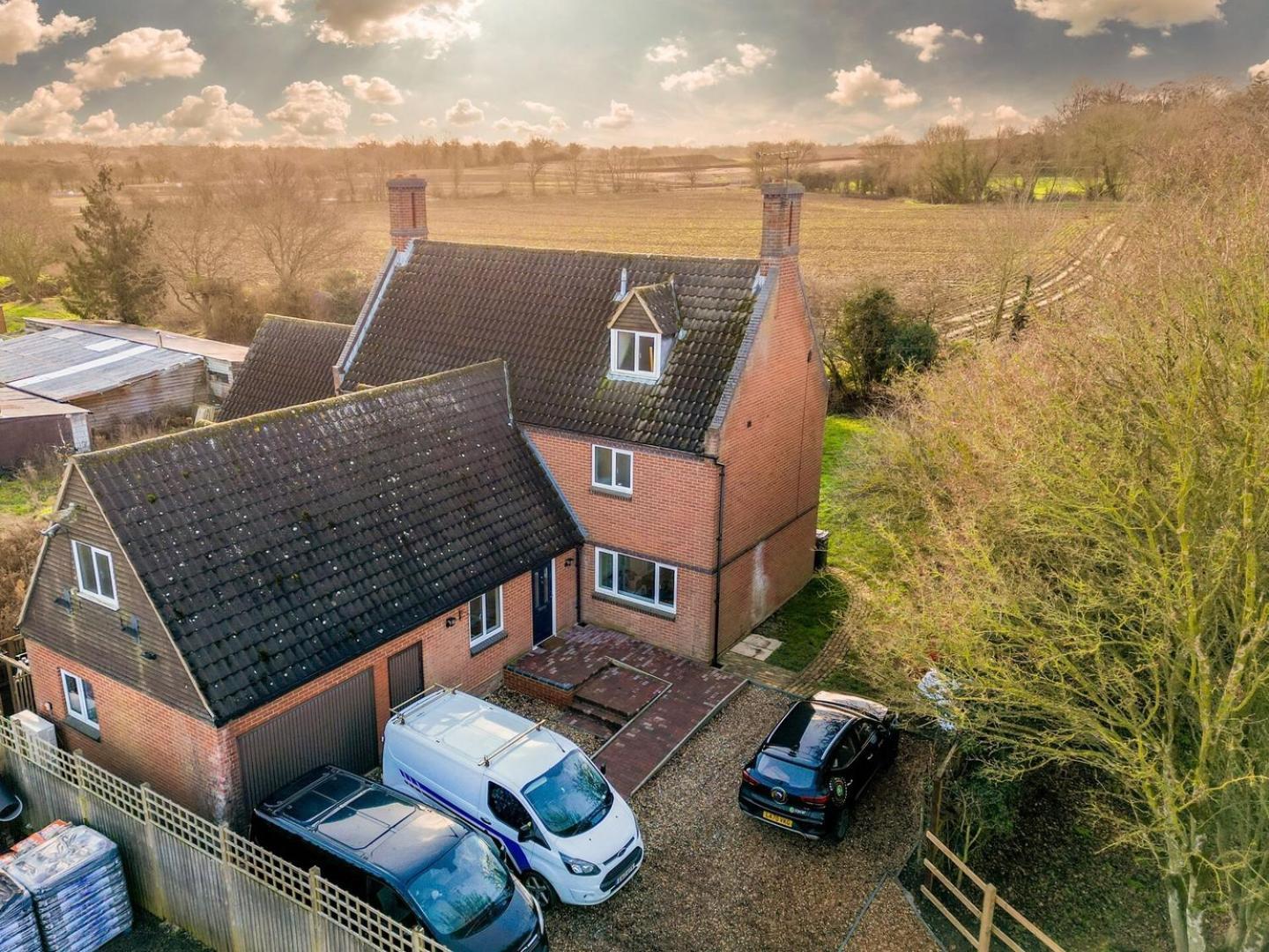 Unique 5Bd Farm House Perfect For Relaxing Ipswich Eksteriør billede